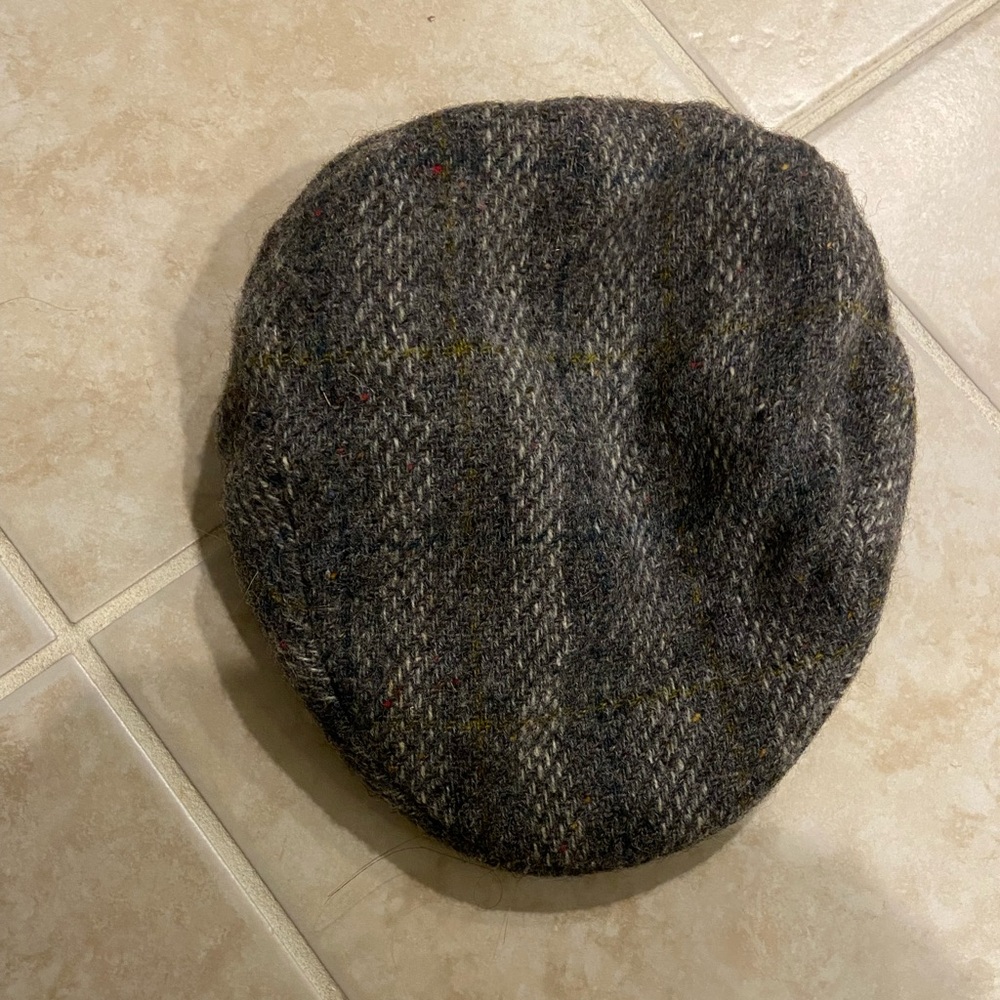 Irish Gray Tweed Flat Cap vintage 1980s